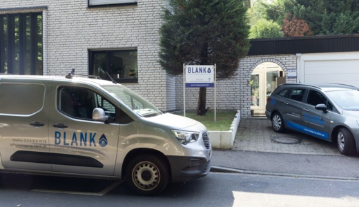 Blank Glas und Gebaeudereinigung Unternemehmen aussen